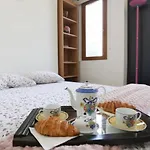 Apartment Overlooking The Tour Eiffel